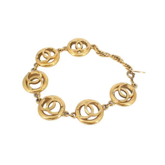 Chanel Gold Plated 1982 CC-logo chain bracelet - Clairely Amazing