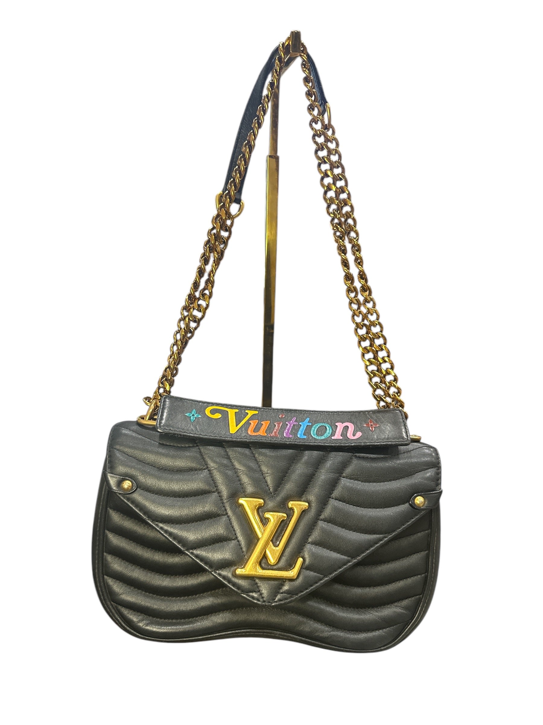 LOUIS VUITTON 
Calfskin New Wave Chain MM Black - Clairely Amazing