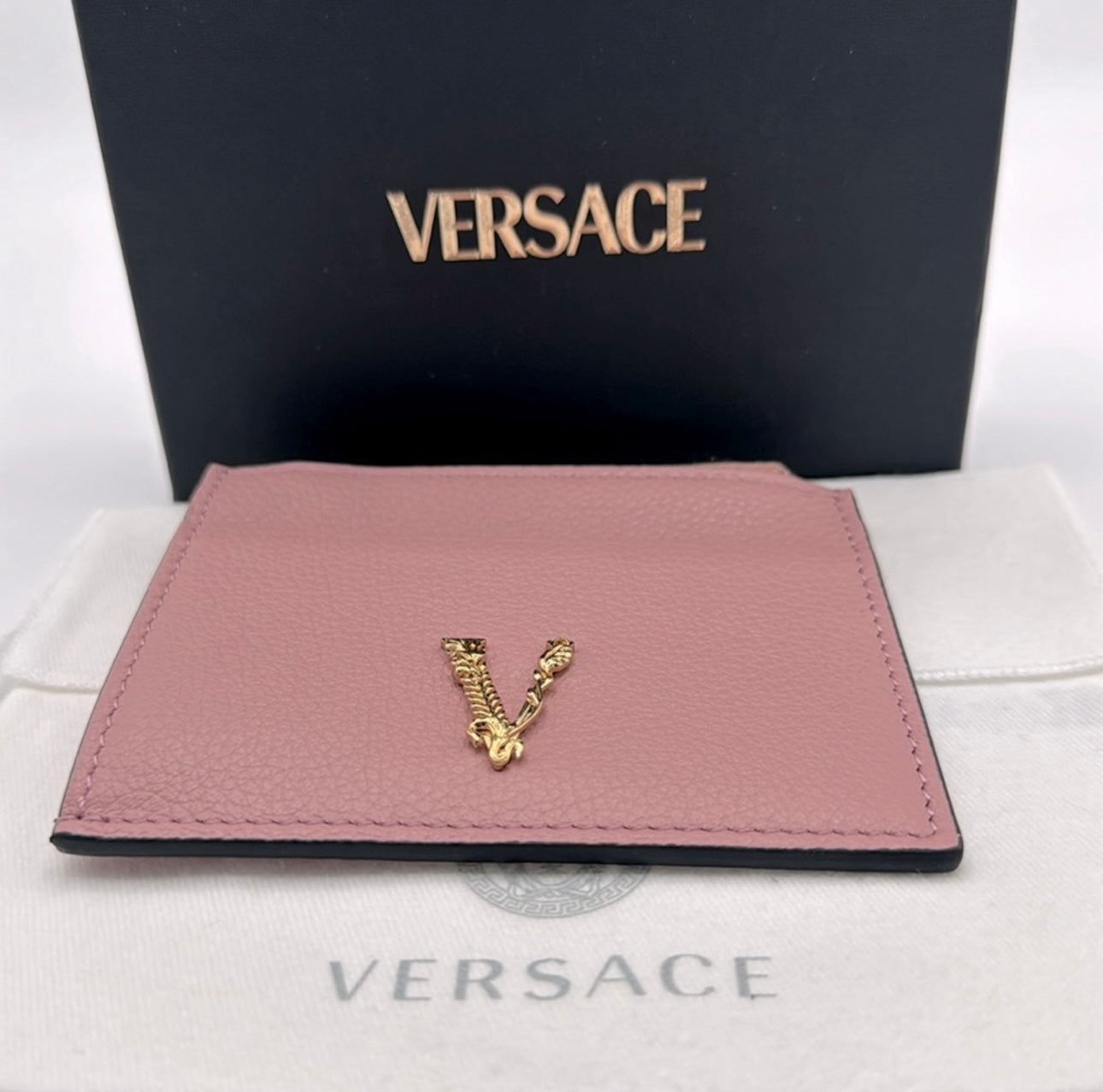 Versace Virtus logo grained leather card holder wallet NWB - Clairely Amazing