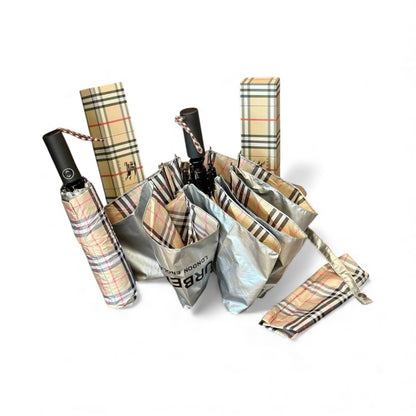 Burberry Folding Umbrella – Classic Check | GWP Limited Edition