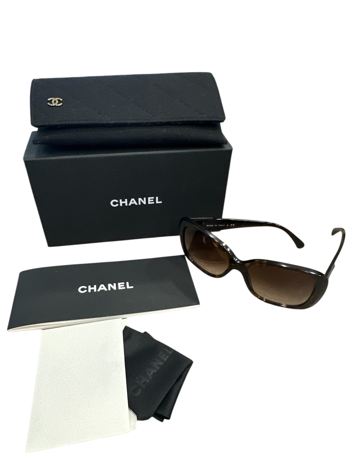 Chanel  CC Turnlock Sunglasses 5234 Q Tortoise - Clairely Amazing
