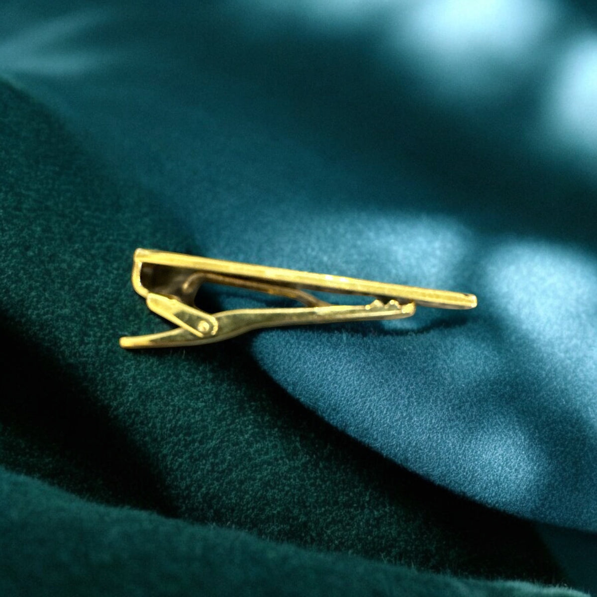 YSL Tie Clip - Clairely Amazing