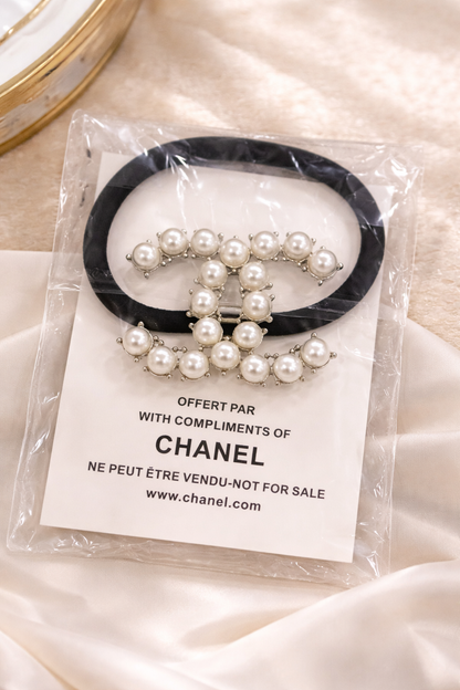 CC Pearl Hair Tie – Black Elastic with Pearl Detail (GWP)