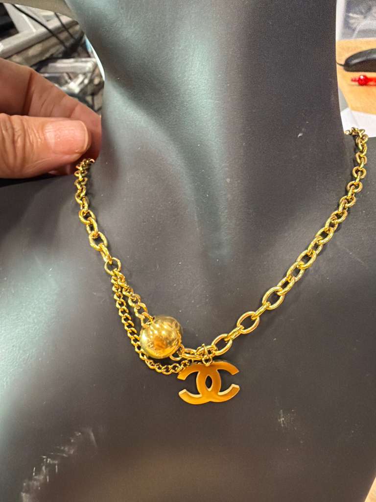 Luxe gold necklace & bracelet