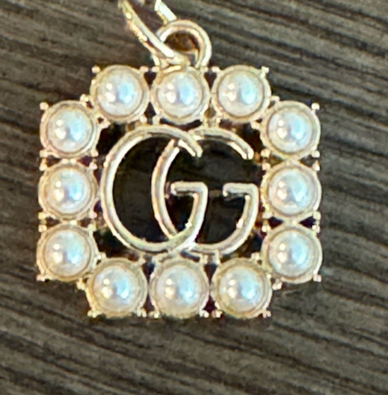 Gucci "GG" charm/zipper pull, gold tone, faux pearls, stamped Gucci - Clairely Amazing