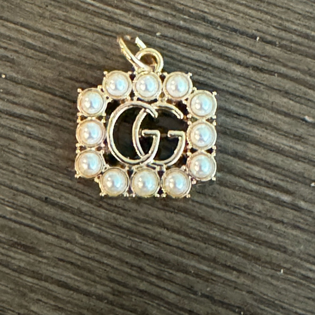 Gucci "GG" charm/zipper pull, gold tone, faux pearls, stamped Gucci - Clairely Amazing