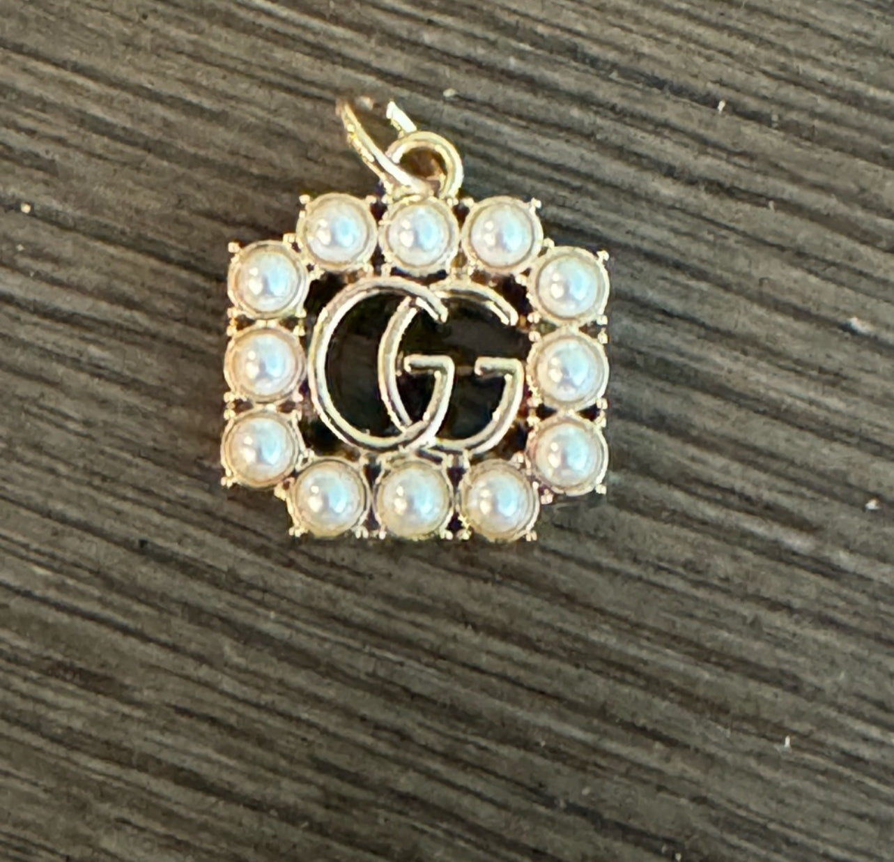 Gucci "GG" charm/zipper pull, gold tone, faux pearls, stamped Gucci - Clairely Amazing