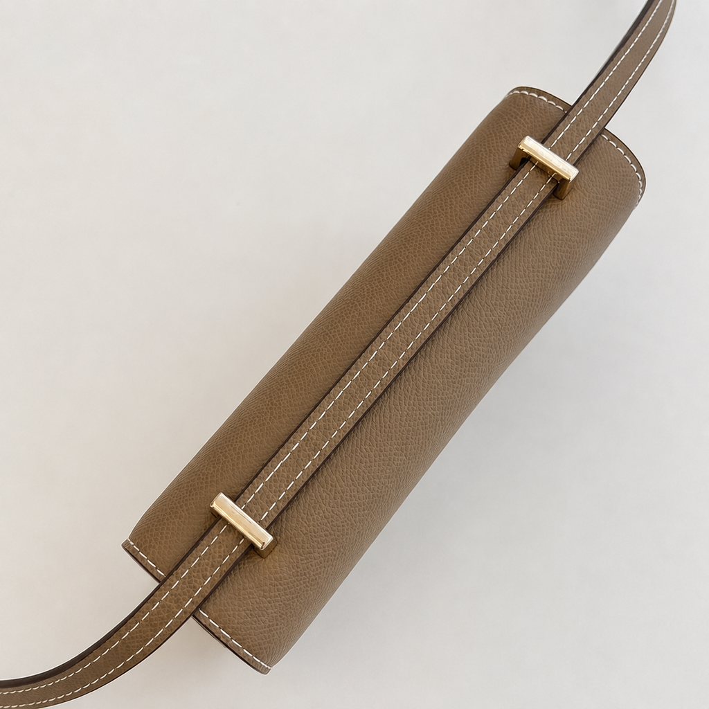 👑 Structured H-Clasp Crossbody Bag – Fashion Collection