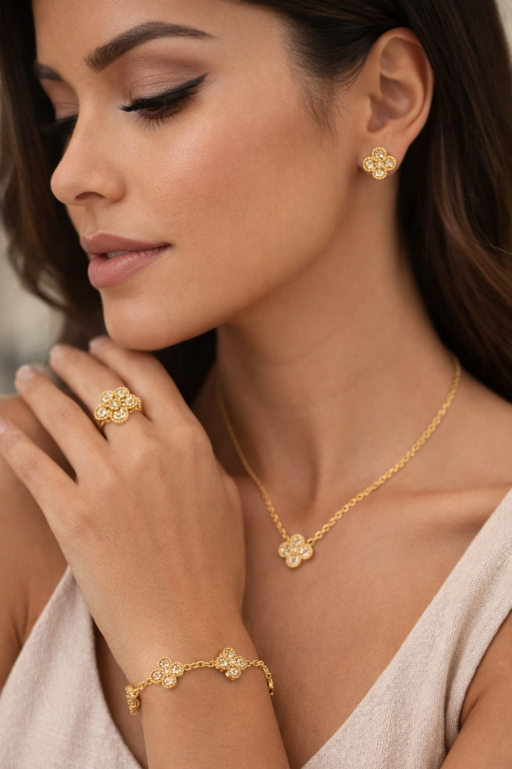 Gold Clover Jewelry Set – 18K Gold Plated Stainless Steel Necklace, Bracelet, Earrings & Adjustable Ring