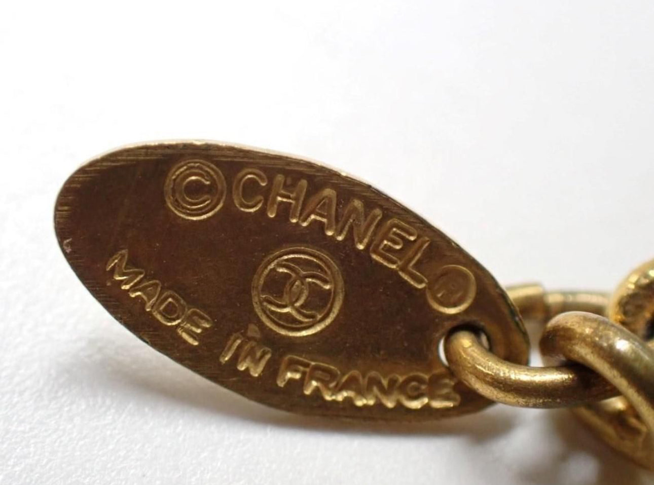 Chanel Sunburst Cutout CC Necklace Gold - Clairely Amazing