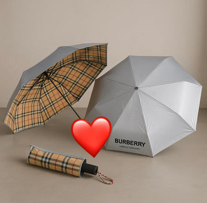 Burberry Folding Umbrella – Classic Check | GWP Limited Edition
