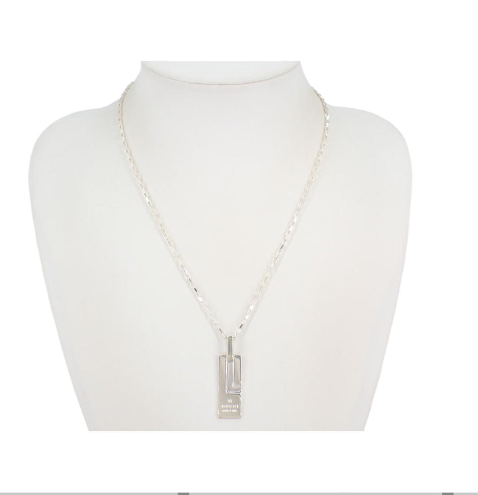 Gucci G Plate Pendant Necklace - Clairely Amazing