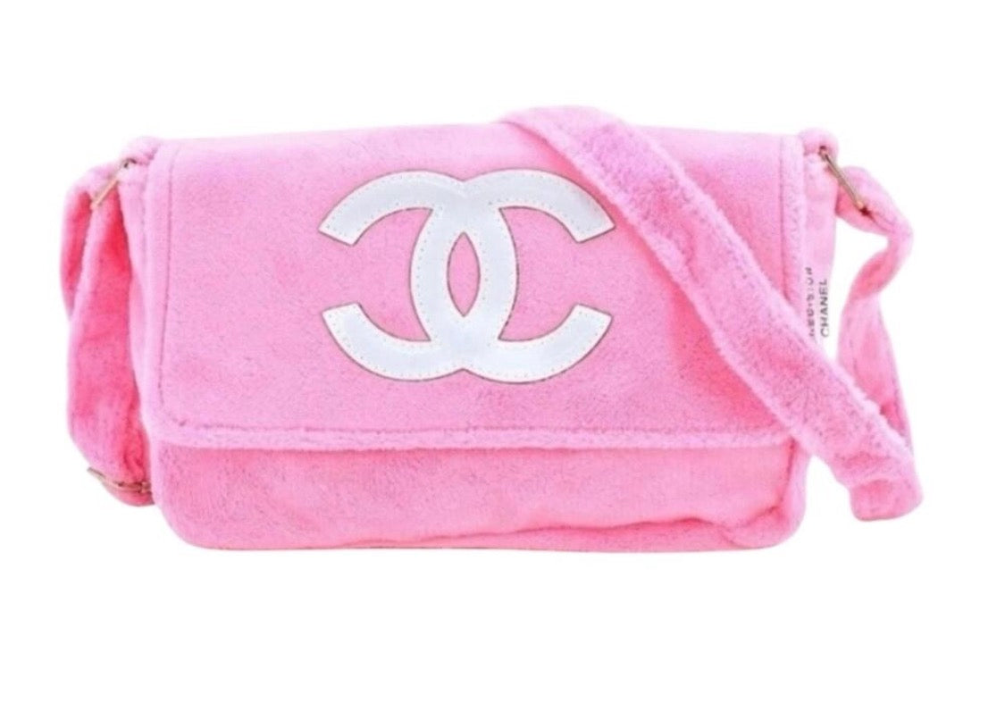 Chanel Précision Beauté Bag – Limited Stock