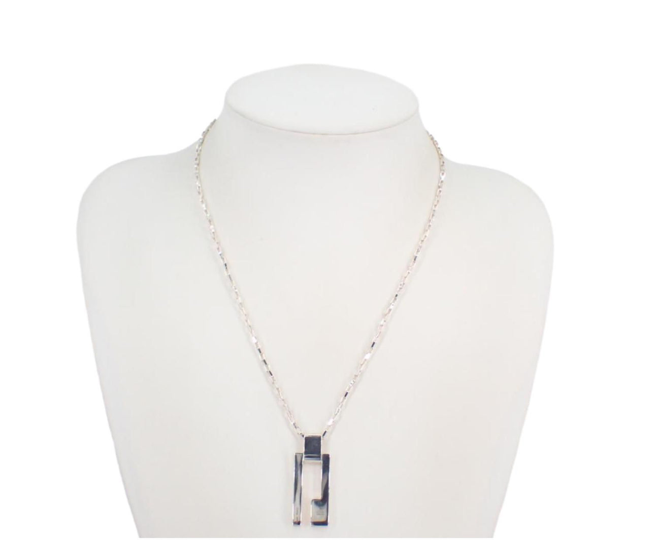 Gucci Plate "G" Necklace in Sterling Silver - Clairely Amazing