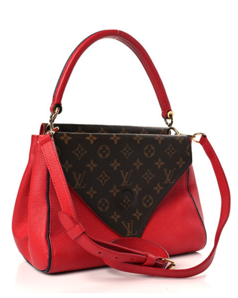 LOUIS VUITTON 
Grained Calfskin Monogram Double V Rubis - Clairely Amazing