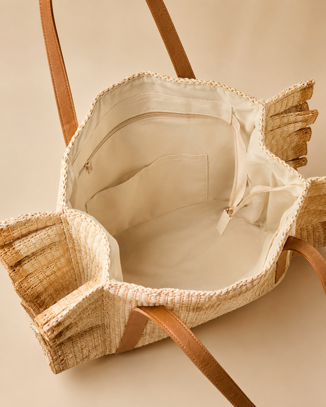 Lotus Edging Ruffled Raffia Tote Bag – Natural & Tan