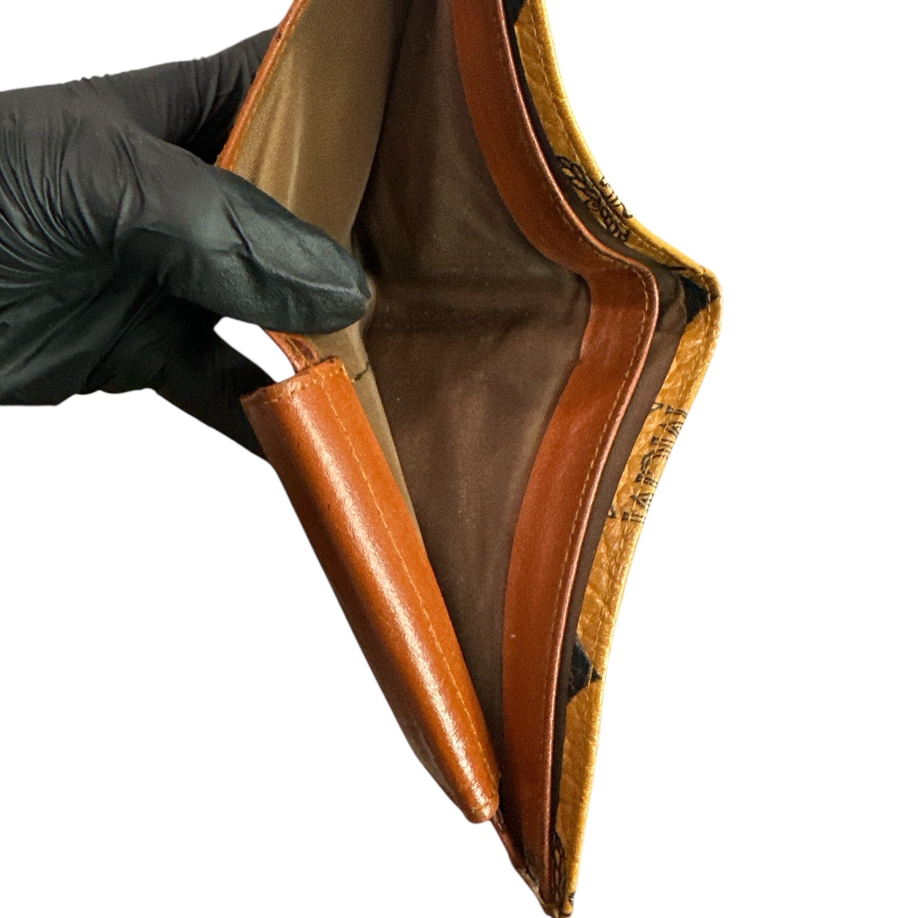 MCM Viestos Bifold Wallet - Clairely Amazing
