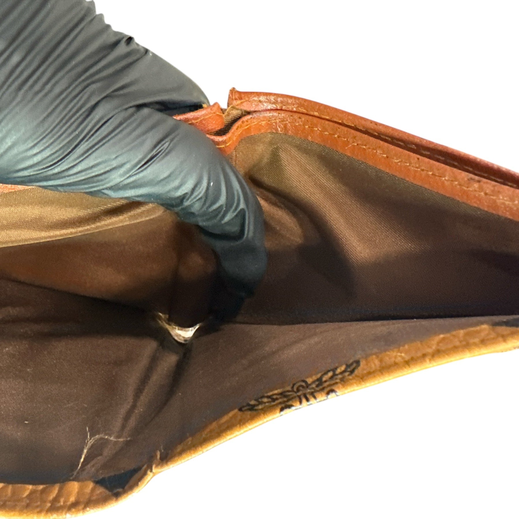 MCM Viestos Bifold Wallet - Clairely Amazing