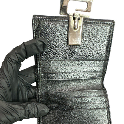 GUCCI G Clip Leather Bi-fold Wallet for Men - Clairely Amazing