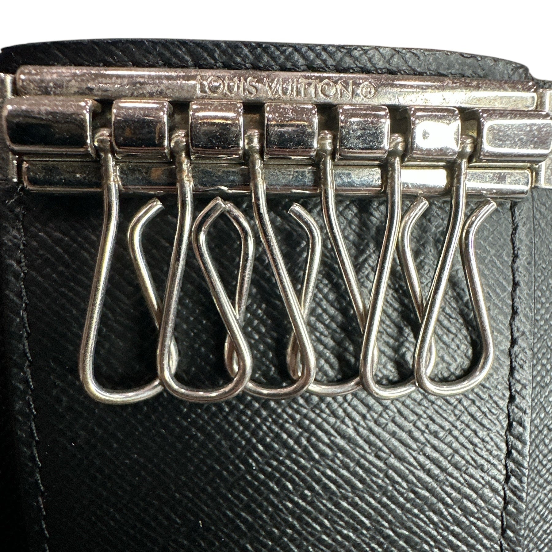 Louis Vuitton Damier Graphite Key Case (6) - Clairely Amazing