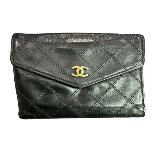 Chanel Black Leather compact wallet - Clairely Amazing