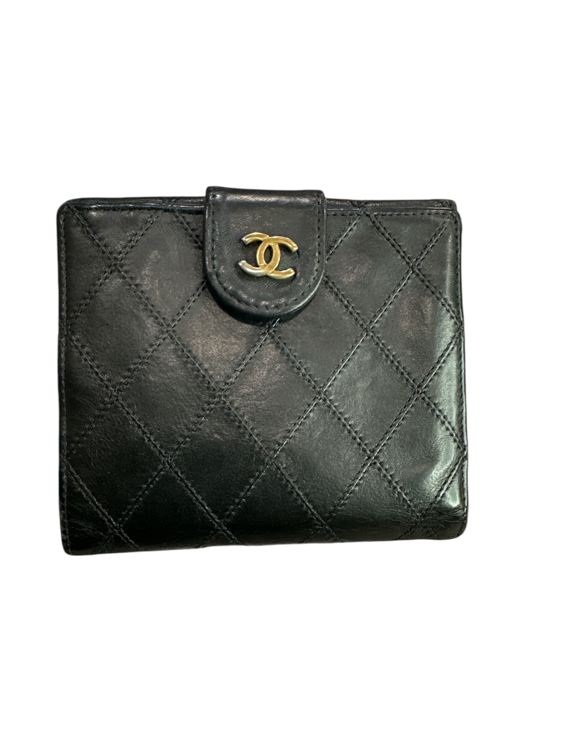 Chanel Black Leather compact wallet - Clairely Amazing