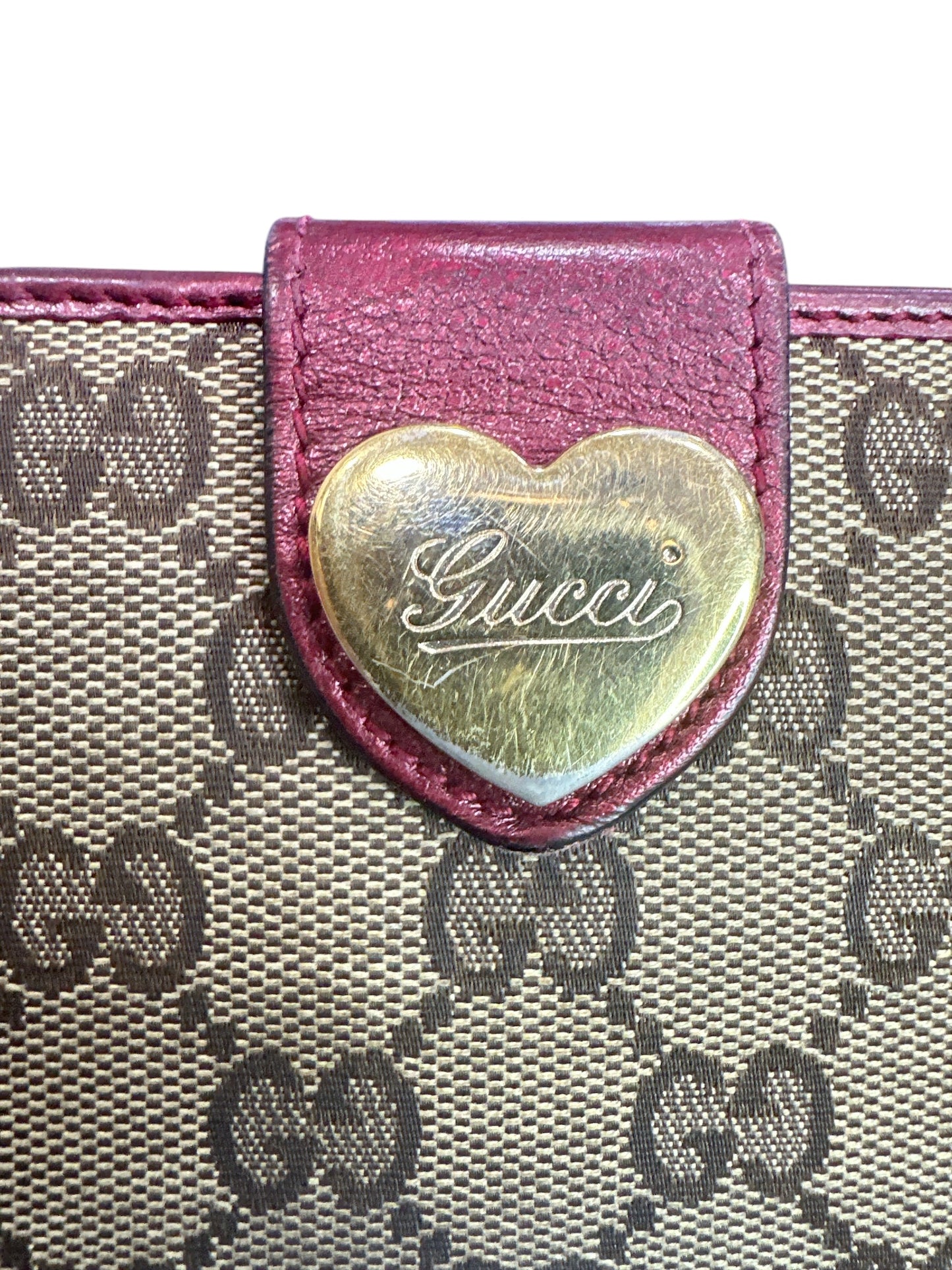 Gucci GG Heart Clasp Canvas Continental Wallet - Clairely Amazing
