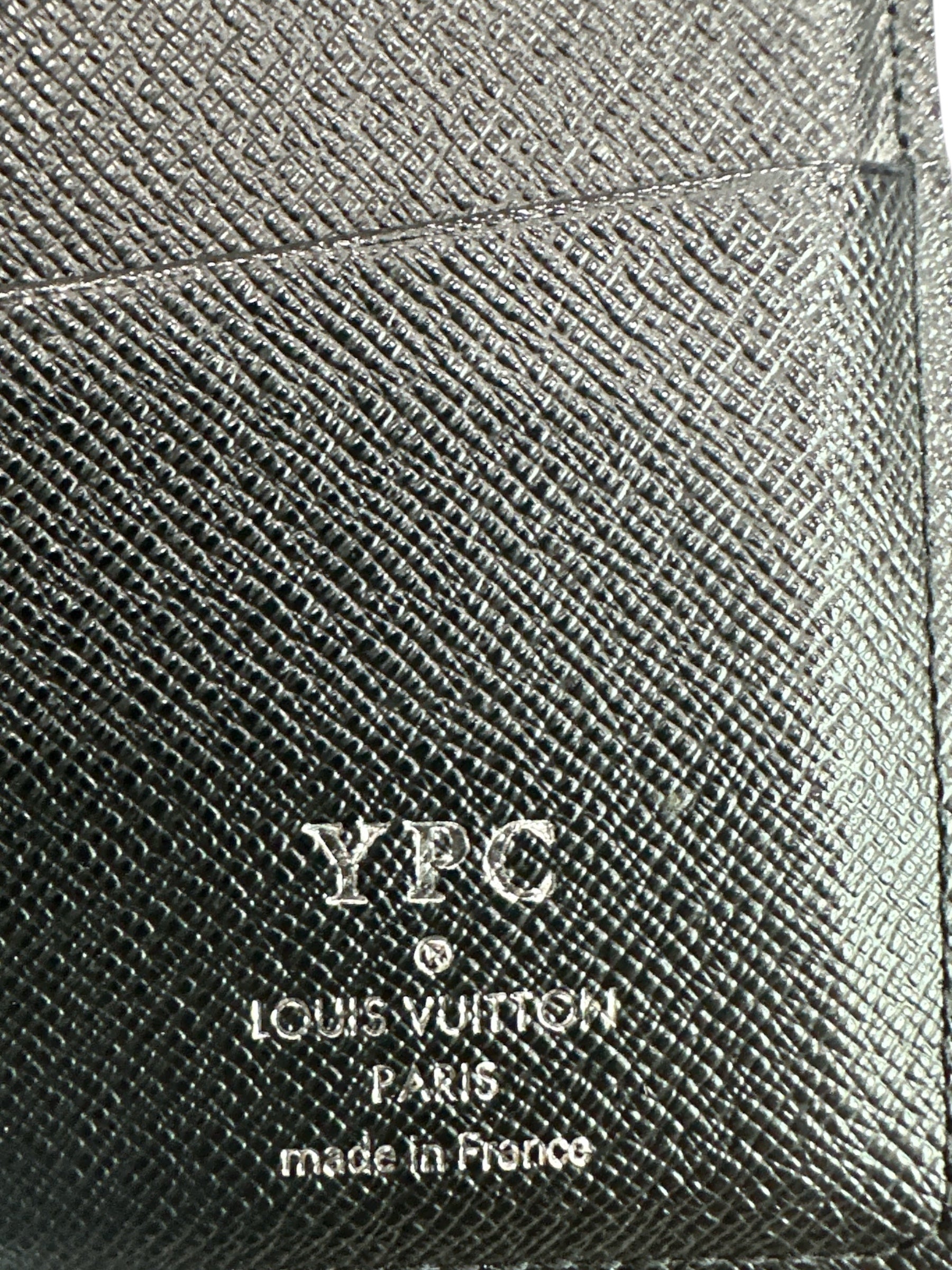 Louis Vuitton Damier Graphite Brazza Wallet - Clairely Amazing