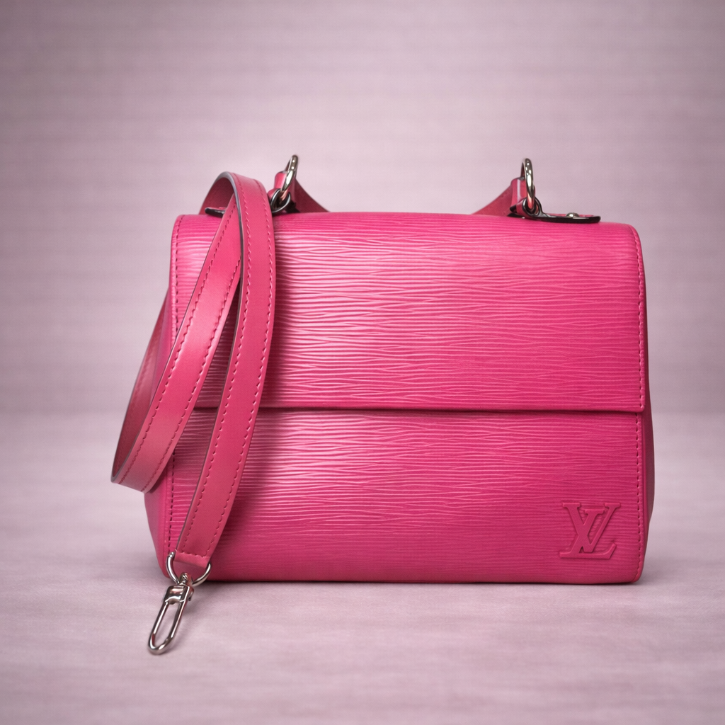 Louis Vuitton Epi Cluny BB in Hot Pink