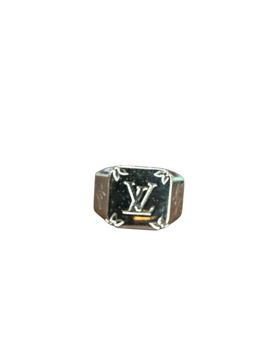Louis Vuitton Monogram signet ring - Clairely Amazing