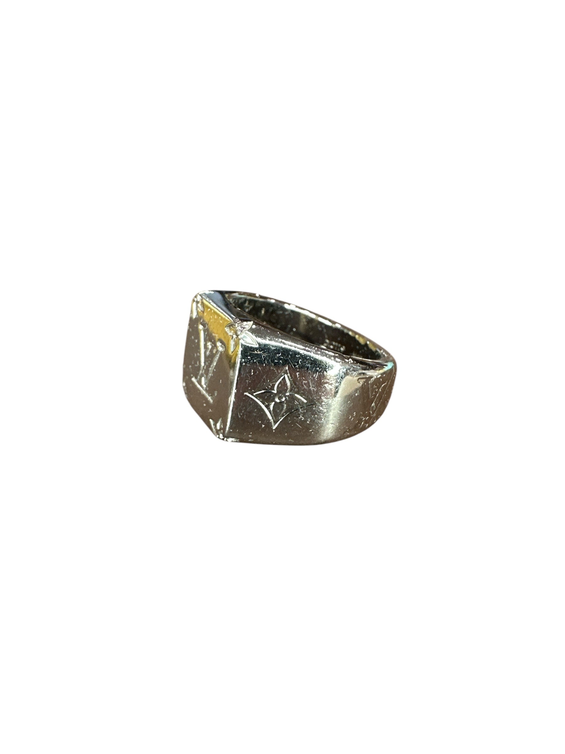 Louis Vuitton Monogram signet ring - Clairely Amazing