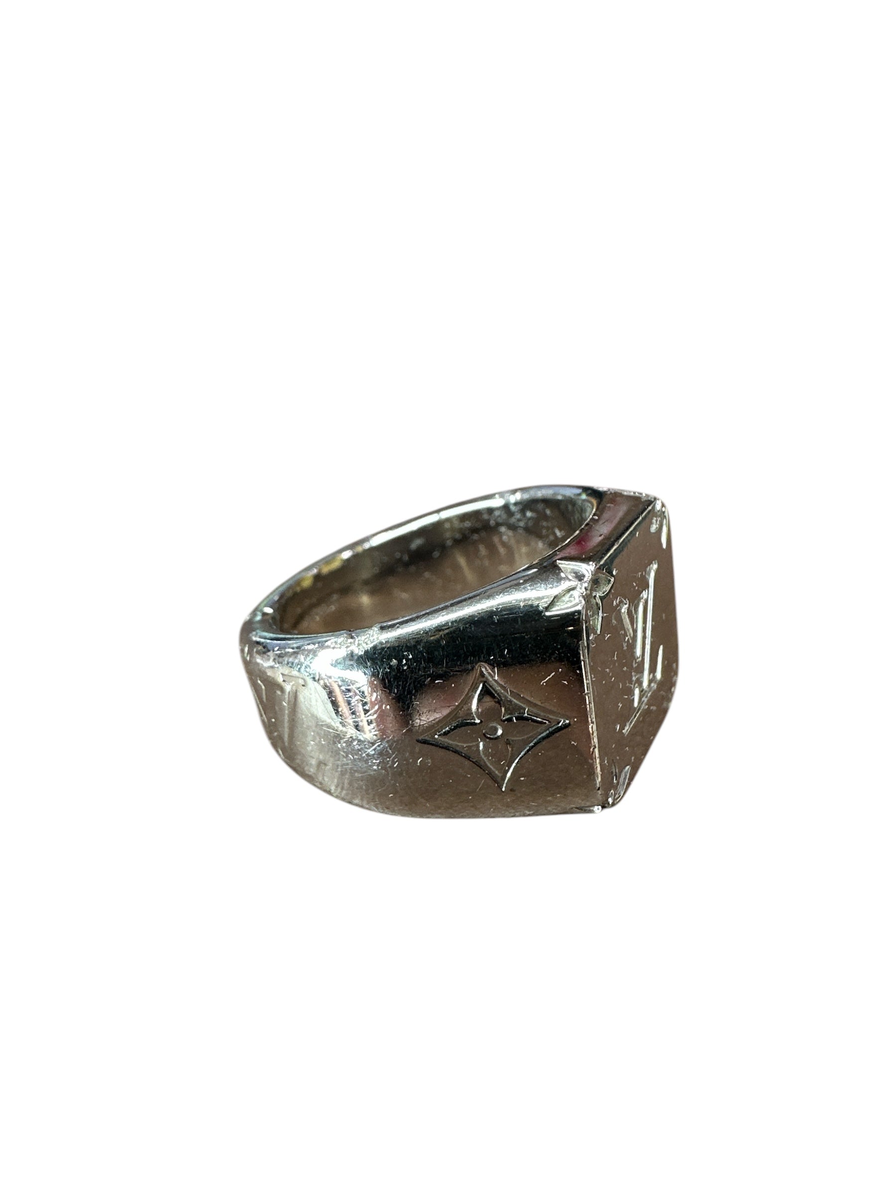 Louis Vuitton Monogram signet ring - Clairely Amazing