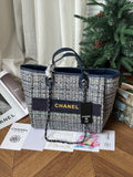 👑 GWP Chanel Coarse Tweed Tote Bag | Dark Blue | Chain Shoulder Straps