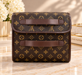 Fashion Monogram Hanging Travel Organizer – Brown