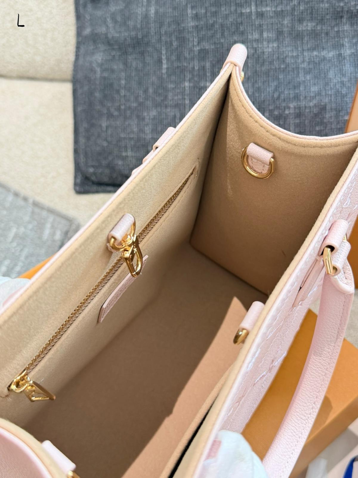 Fashion Monogram Embossed Pink Handbag | Two Styles