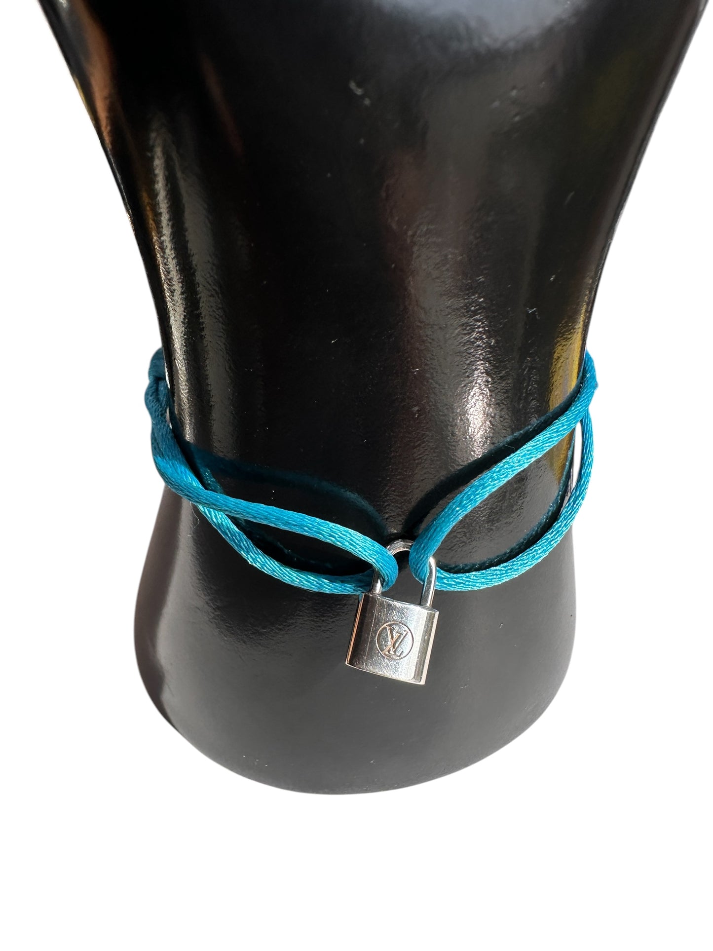 Louis Vuitton
Lockit X Doudou Louis Bracelet - Clairely Amazing