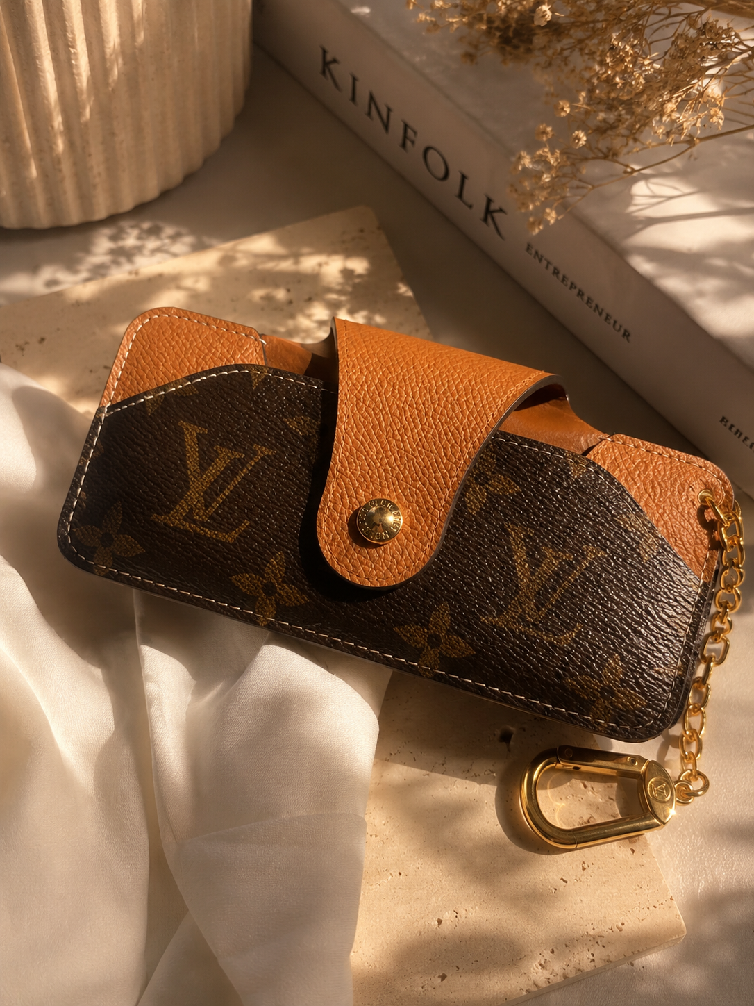 Fashion Monogram Sunglasses Case with Attached Chain