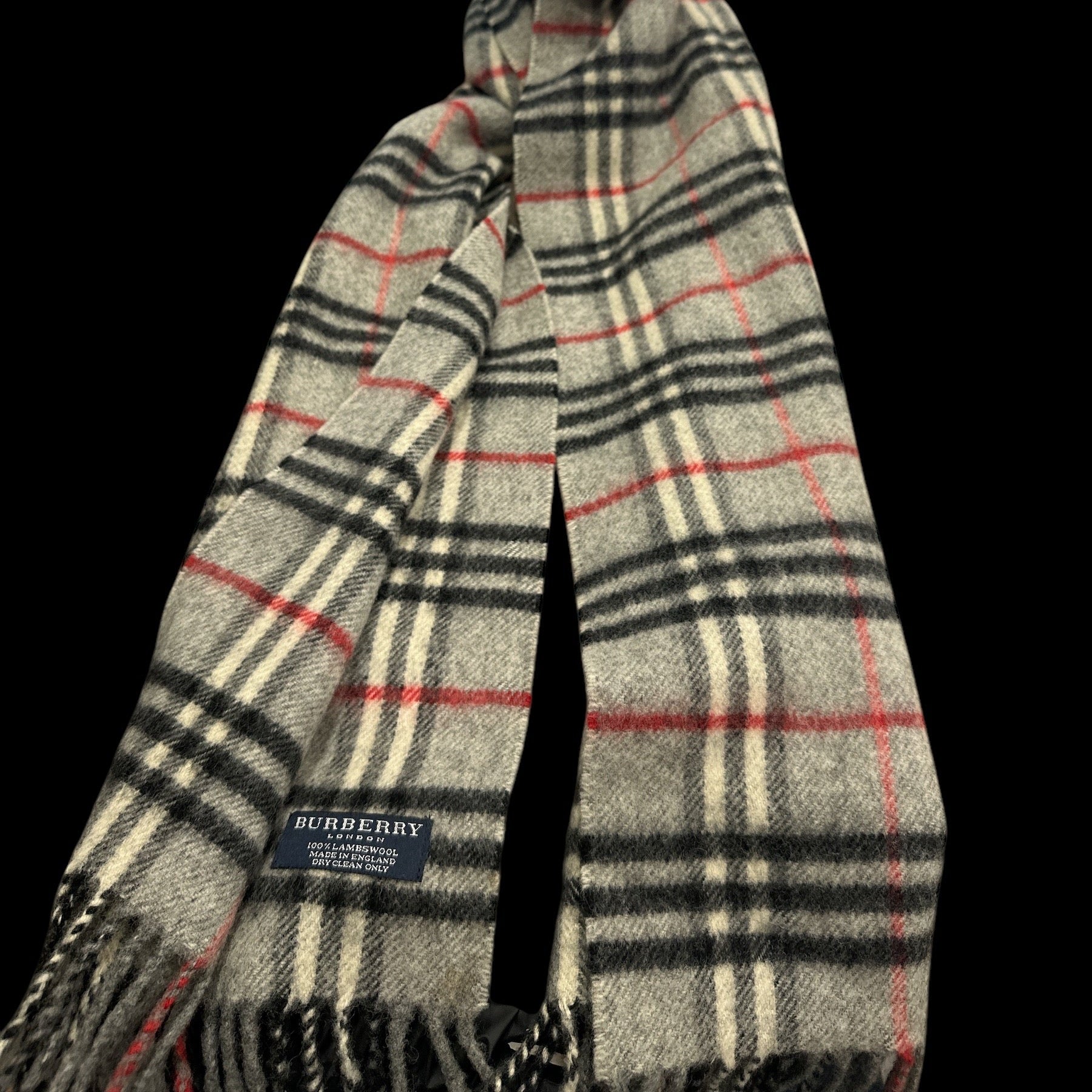 Burberry 209% Lambswool Scarf - Clairely Amazing