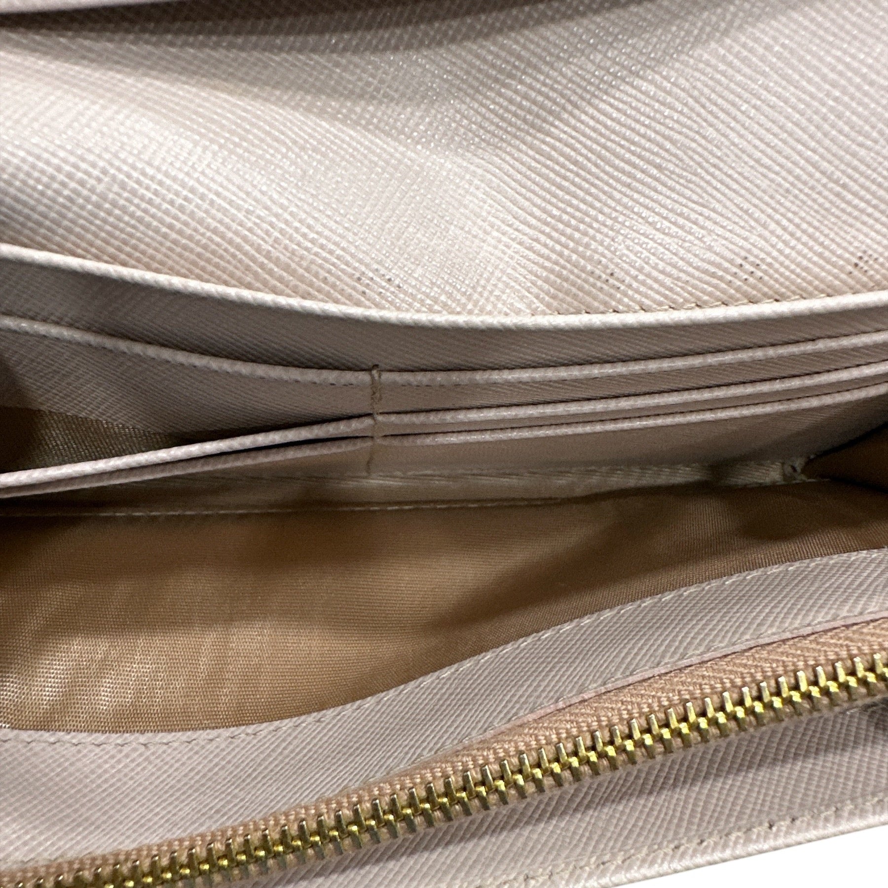 PRADA SAFFIANO MULTIC long wallet - Clairely Amazing