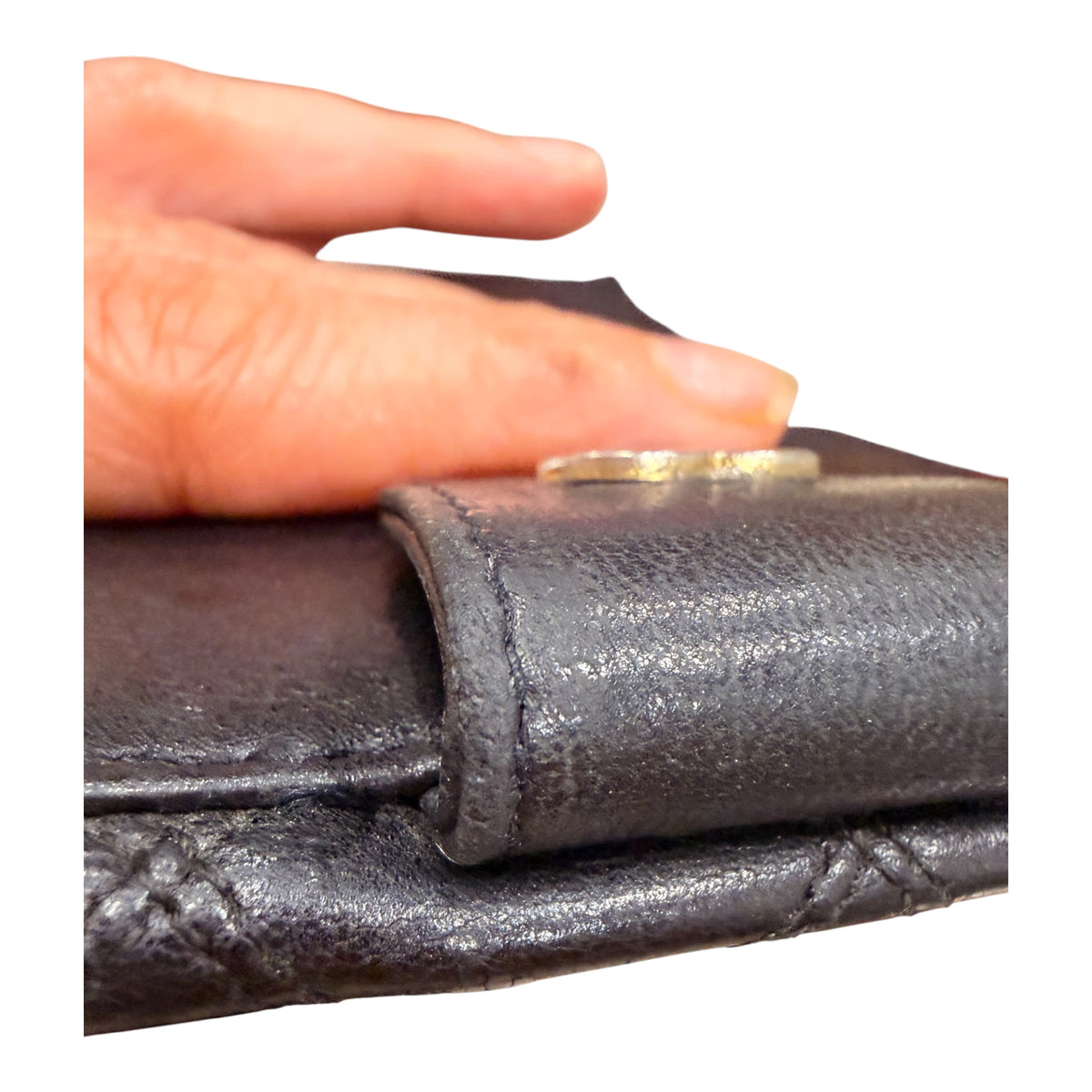Chanel Black Lambskin Compact Wallet – Vintage Authentic