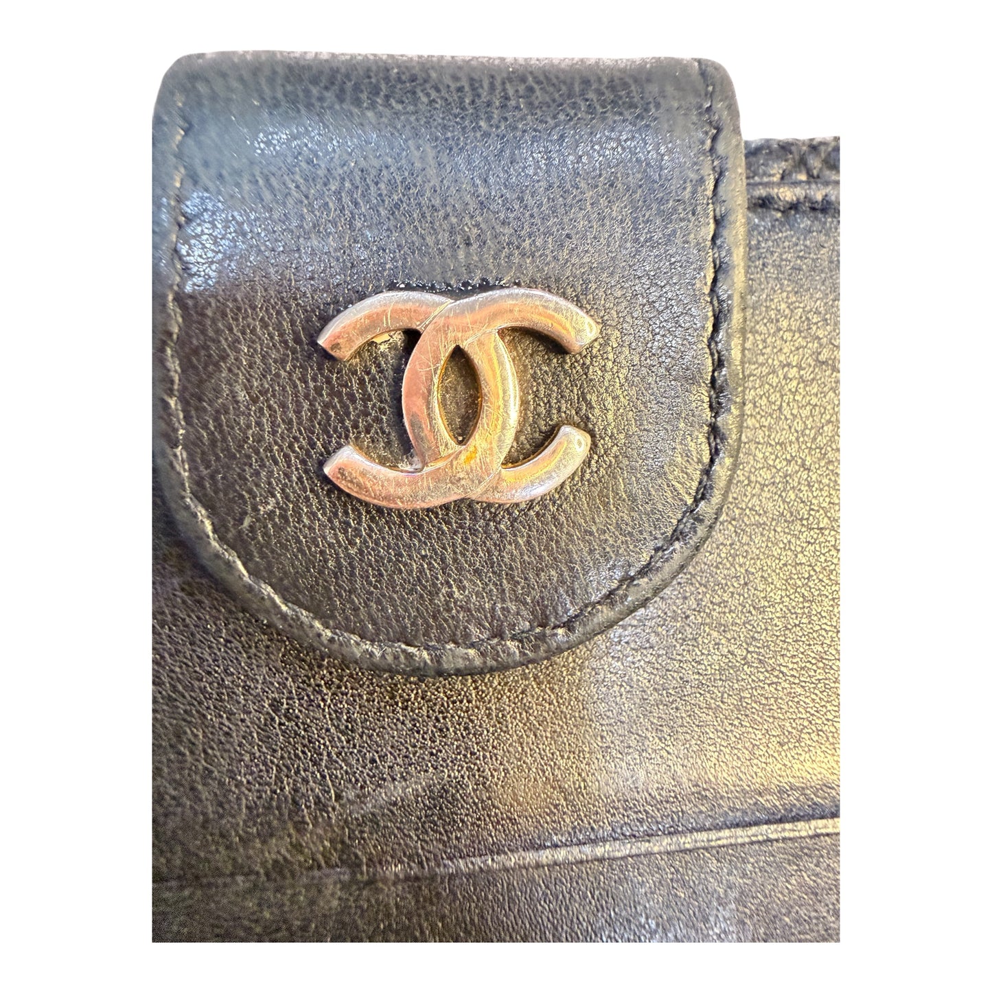 Chanel Black Lambskin Compact Wallet – Vintage Authentic