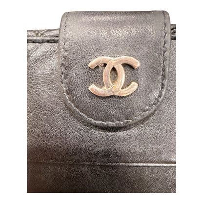 Chanel Black Lambskin Compact Wallet – Vintage Authentic