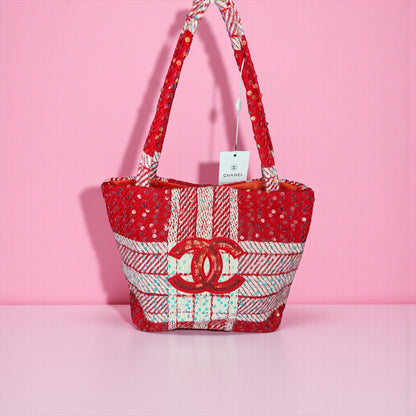 Red Sequin Chanel GWP Tote – Fashion Collectible