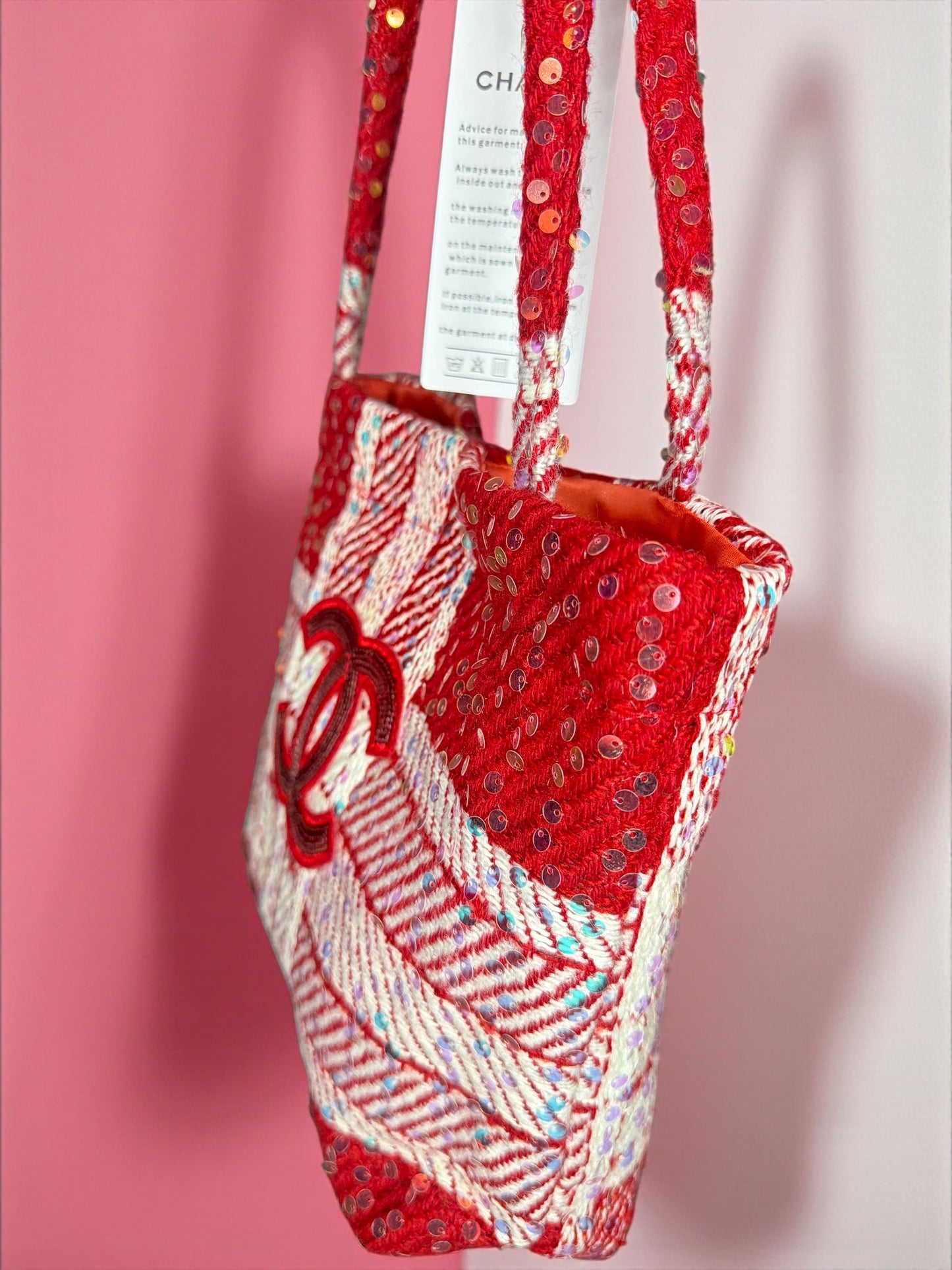 Red Sequin Chanel GWP Tote – Fashion Collectible