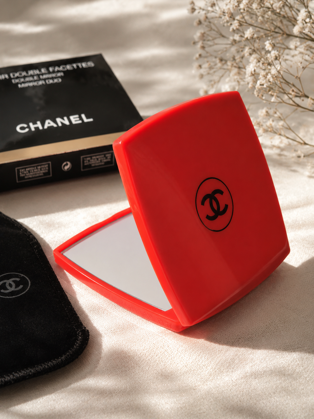 Chanel Beauté Double Faceted Compact Mirror – GWP