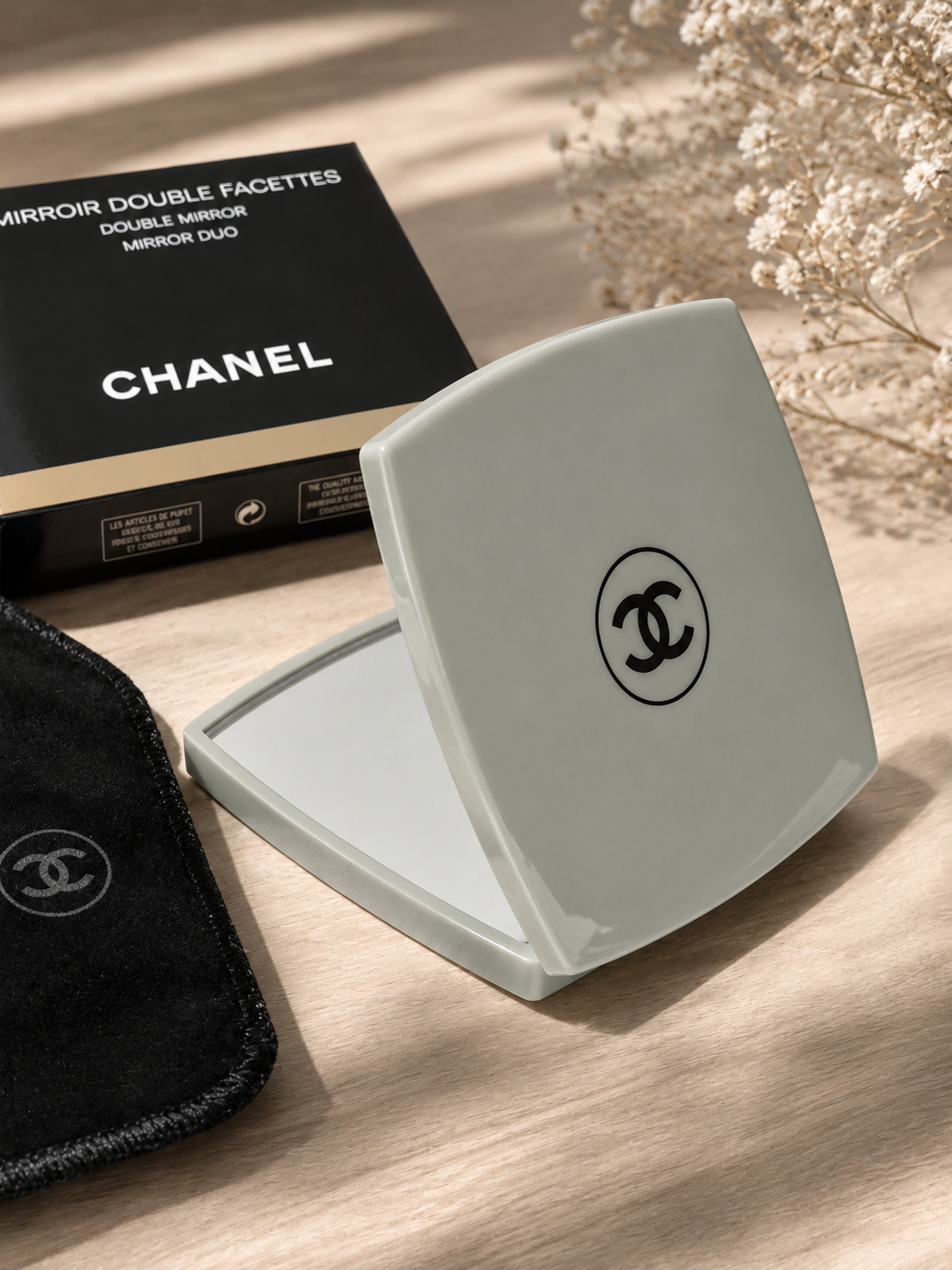 Chanel Beauté Double Faceted Compact Mirror – GWP
