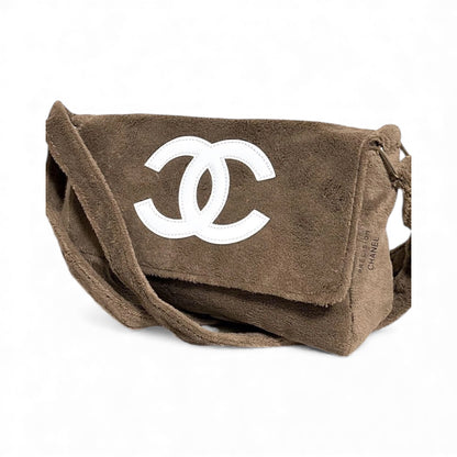 Chanel Précision Beauté Bag – Limited Stock