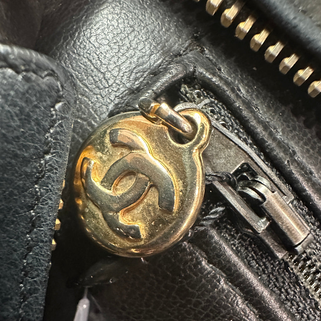 CHANEL Matelasse Shoulder Bag Leather Black - Clairely Amazing