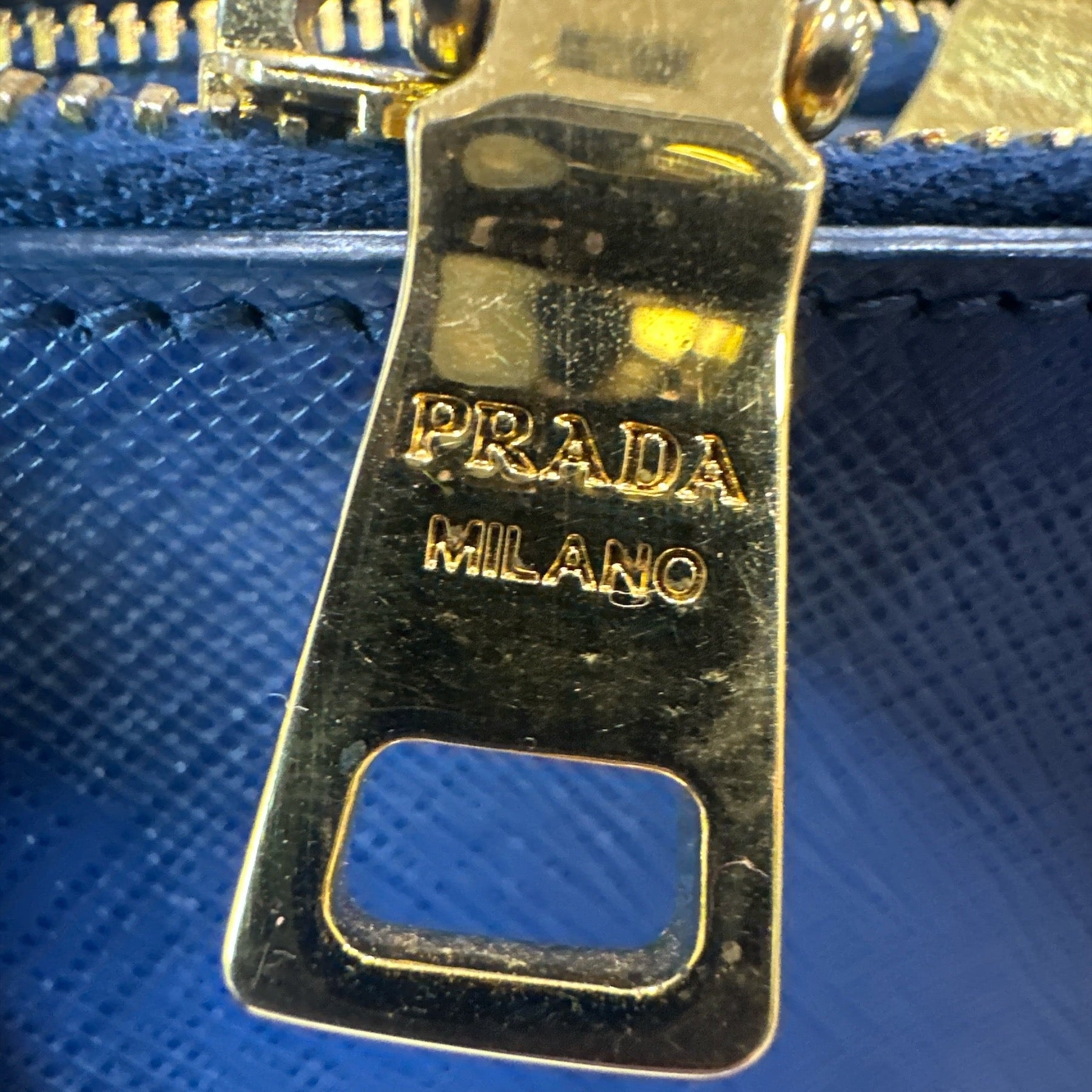 Prada  Saffiano Lux Medium Galleria Double Zip Tote Bluette - Clairely Amazing