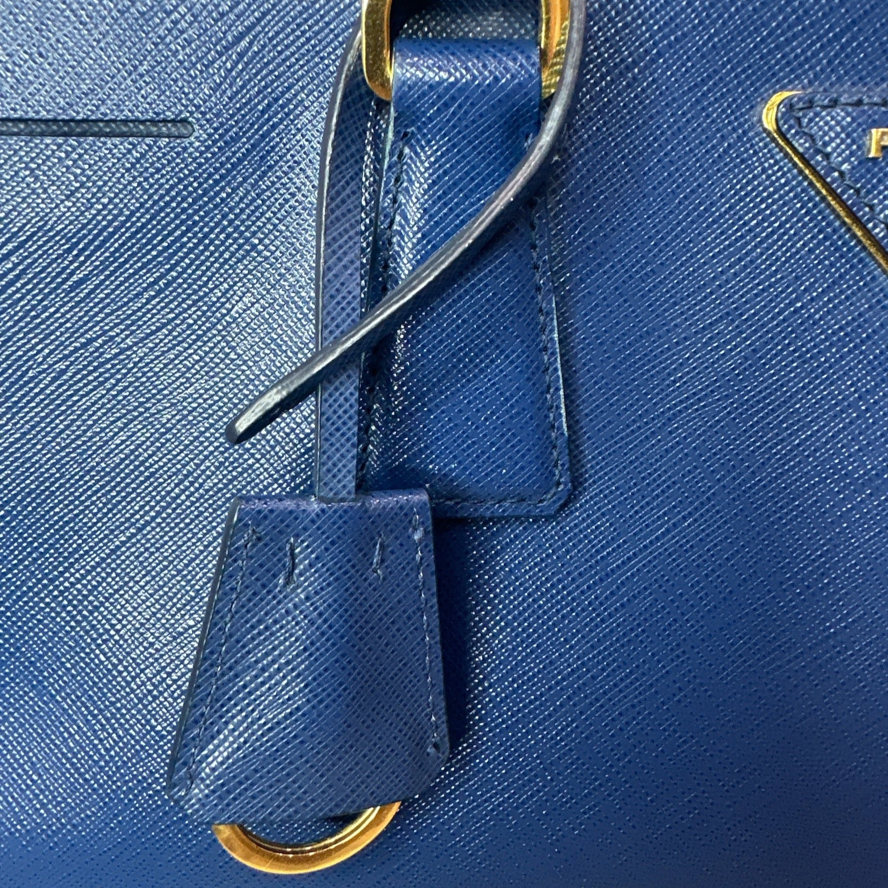 Prada  Saffiano Lux Medium Galleria Double Zip Tote Bluette - Clairely Amazing